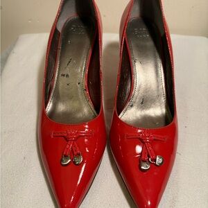 Joan & David Coral Patent Leather Heels